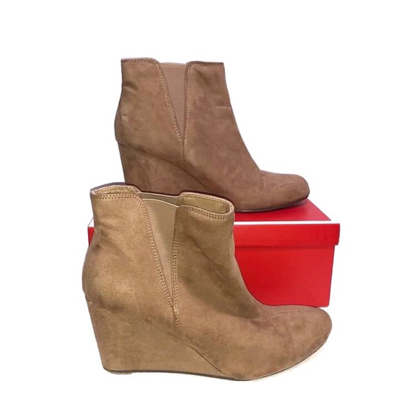 Forever 21 Brown wedges size 8.5 - Picture 1 of 3